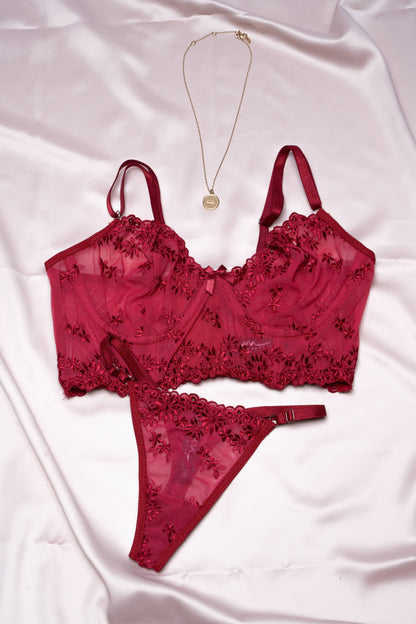 Set Adora