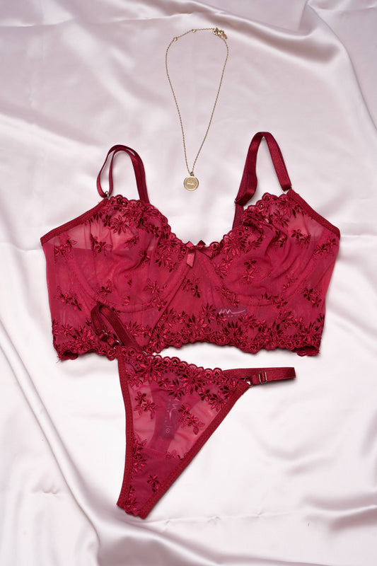 Set Adora